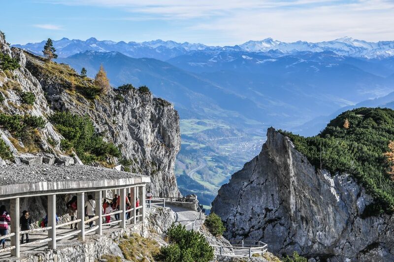 capital of alps, danube, eisriesenwelt ice cave, evangelische pfarrkirche hallstatt, graz, grossglockner, grossglockner high alpine road, hallstatt, hohe tauern national park, innsbruck, klagenfurt, krimml falls, kunsthaus, lindworm fountain, mirabell palace, murinsel, salzach, salzburg, schloss ambras, swarovski crystal worlds, the sound of music, unesco, vienna, wachau valley, white lake, wolfgang amadeus mozart, world of the ice giants, กราซ, ซาลซ์บูร์ก, ถ้ำน้ำแข็ง, ถ้ำน้ำแข็งที่ใหญ่ที่สุดในโลก, ถิ่นกำเนิดของโมซาร์ท, ที่เที่ยวออสเตรีย, ประเทศออสเตรีย, ปราสาทอัมบราส, พระราชวังมิราเบล, พระราชวังฮอฟบวร์ก, พระราชวังเชินบรุนน์, มนต์รักเพลงสวรรค์, มหาวิหารเซนต์สตีเฟน, มูรินเซล, ลานน้ำพุมังกรลินท์วูร์ม, วาเคา วัลเล่ย์, องค์กรยูเนสโก, ออสเตรีย, ออสเตรีย 2024, ออสเตรีย2023, ออสเตรีย2566, อินส์บรูค, อุทยานแห่งชาติ, ฮัลล์สตัทท์, เที่ยวออสเตรีย, เที่ยวออสเตรีย 2567, เทือกเขาแอลป์, เมืองคลาเกนฟูร์ท, เมืองที่น่าอยู่ที่สุดในโลก, เมืองมหาวิทยาลัยของออสเตรีย, เวียนนา, แม่น้ำดานูบ, แม่น้ำเมอร์เลย, แหล่งมรดกโลก, โมซาร์ท, ไส้กรอกเวียนนา, top 10+ ที่เที่ยวออสเตรีย [กรกฎาคม 2024] วิวธรรมชาติระดับมรดกโลก บรรยากาศโรแมนติก