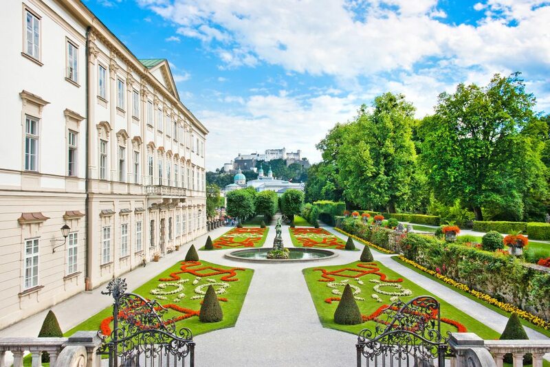 capital of alps, danube, eisriesenwelt ice cave, evangelische pfarrkirche hallstatt, graz, grossglockner, grossglockner high alpine road, hallstatt, hohe tauern national park, innsbruck, klagenfurt, krimml falls, kunsthaus, lindworm fountain, mirabell palace, murinsel, salzach, salzburg, schloss ambras, swarovski crystal worlds, the sound of music, unesco, vienna, wachau valley, white lake, wolfgang amadeus mozart, world of the ice giants, กราซ, ซาลซ์บูร์ก, ถ้ำน้ำแข็ง, ถ้ำน้ำแข็งที่ใหญ่ที่สุดในโลก, ถิ่นกำเนิดของโมซาร์ท, ที่เที่ยวออสเตรีย, ประเทศออสเตรีย, ปราสาทอัมบราส, พระราชวังมิราเบล, พระราชวังฮอฟบวร์ก, พระราชวังเชินบรุนน์, มนต์รักเพลงสวรรค์, มหาวิหารเซนต์สตีเฟน, มูรินเซล, ลานน้ำพุมังกรลินท์วูร์ม, วาเคา วัลเล่ย์, องค์กรยูเนสโก, ออสเตรีย, ออสเตรีย 2024, ออสเตรีย2023, ออสเตรีย2566, อินส์บรูค, อุทยานแห่งชาติ, ฮัลล์สตัทท์, เที่ยวออสเตรีย, เที่ยวออสเตรีย 2567, เทือกเขาแอลป์, เมืองคลาเกนฟูร์ท, เมืองที่น่าอยู่ที่สุดในโลก, เมืองมหาวิทยาลัยของออสเตรีย, เวียนนา, แม่น้ำดานูบ, แม่น้ำเมอร์เลย, แหล่งมรดกโลก, โมซาร์ท, ไส้กรอกเวียนนา, top 10+ ที่เที่ยวออสเตรีย [กรกฎาคม 2024] วิวธรรมชาติระดับมรดกโลก บรรยากาศโรแมนติก