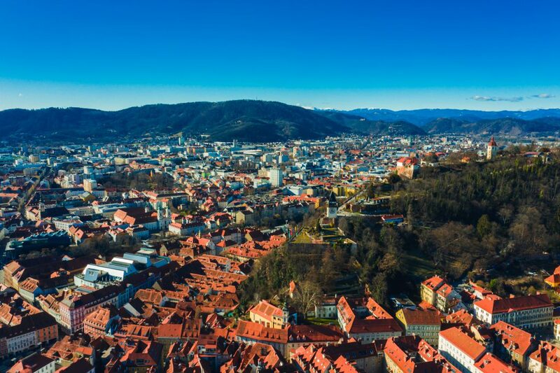 capital of alps, danube, eisriesenwelt ice cave, evangelische pfarrkirche hallstatt, graz, grossglockner, grossglockner high alpine road, hallstatt, hohe tauern national park, innsbruck, klagenfurt, krimml falls, kunsthaus, lindworm fountain, mirabell palace, murinsel, salzach, salzburg, schloss ambras, swarovski crystal worlds, the sound of music, unesco, vienna, wachau valley, white lake, wolfgang amadeus mozart, world of the ice giants, กราซ, ซาลซ์บูร์ก, ถ้ำน้ำแข็ง, ถ้ำน้ำแข็งที่ใหญ่ที่สุดในโลก, ถิ่นกำเนิดของโมซาร์ท, ที่เที่ยวออสเตรีย, ประเทศออสเตรีย, ปราสาทอัมบราส, พระราชวังมิราเบล, พระราชวังฮอฟบวร์ก, พระราชวังเชินบรุนน์, มนต์รักเพลงสวรรค์, มหาวิหารเซนต์สตีเฟน, มูรินเซล, ลานน้ำพุมังกรลินท์วูร์ม, วาเคา วัลเล่ย์, องค์กรยูเนสโก, ออสเตรีย, ออสเตรีย 2024, ออสเตรีย2023, ออสเตรีย2566, อินส์บรูค, อุทยานแห่งชาติ, ฮัลล์สตัทท์, เที่ยวออสเตรีย, เที่ยวออสเตรีย 2567, เทือกเขาแอลป์, เมืองคลาเกนฟูร์ท, เมืองที่น่าอยู่ที่สุดในโลก, เมืองมหาวิทยาลัยของออสเตรีย, เวียนนา, แม่น้ำดานูบ, แม่น้ำเมอร์เลย, แหล่งมรดกโลก, โมซาร์ท, ไส้กรอกเวียนนา, top 10+ ที่เที่ยวออสเตรีย [กรกฎาคม 2024] วิวธรรมชาติระดับมรดกโลก บรรยากาศโรแมนติก