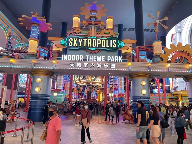 aquaria klcc, batu caves, chinatown kl, chinatown kuala lumpur, genting skyworlds theme park, gmujp;, ho kow hainam kopitiam, jalan alor street art, kl tower, moorish, nasi lemak, obsercation deck, petronas twin tower, pintasan saloma bridge, sky box, street arts, sultan abdul samad building, thean hou temple, กัวลาลัมเปอร์ 2567, ตึกแฝดปิโตรนาส, ตึกแฝดมาเลเซีย, ถ้ำบาตู, ถ้ำเทวาลัย, ที่เที่ยวกัวลาลัมเปอร์, ที่เที่ยวกัวลาลัมเปอร์ 2567, นาสิ เลอมัก, บันไดหลากสีสัน, บิ๊กเบนมาเลเซีย, พระขันธกุมารที่สูงที่สุดในโลก, มาเลเซีย 2024, มาเลเซีย 2567, ร้านหนังสือในมาเลเซีย, วัดเทียนโห่ว, สตรีทอาร์ต, สตรีทอาร์ตกัวลาลัมเปอร์, สตรีทอาร์ตมาเลเซีย, สวนสนุกมาเลเซีย, สะพานมาเลเซีย, สะพานลอยฟ้า, หอคอยกัวลาลัมเปอร์, หอนาฬิกามาเลเซีย, อความเรี่ยมมาเลเซีย, อาคารสุลต่านอับดุลซาหมัด, อาหารเช้าในมาเลเซีย, เจ้าแม่ทับทิม, เที่ยวกัวลาลัมเปอร์, เที่ยวมาเลเซีย, เที่ยวมาเลเซีย 2024, เมืองหลวงมาเลเซีย, แลนด์มาร์คมาเลเซีย, ไชน่าทาวน์มาเลเซีย, top 12+ ที่เที่ยวกัวลาลัมเปอร์ 2024 เมืองหลวงมาเลเซีย เที่ยวรอบเมือง เช็คอินพิกัดเด็ด