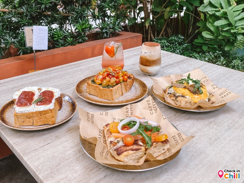 caffe olives, l&039;oliva, olives, olives cafe, คาเฟ่ กรุงเทพ, คาเฟ่ ทองหล่อ, คาเฟ่ โอลีฟ, คาเฟ่ย่าน สุขุมวิท, คาเฟ่ย่านทองหล่อ, คาเฟ่สุขุมวิท, คาเฟ่สไตล์อิตาเลี่ยน, คาเฟ่ใกล้ฉัน, โลลิว่า, โอลีฟ คาเฟ่, รีวิว ร้าน caffe olives คาเฟ่และร้านอาหารโฮมมี่สไตล์อิตาเลียน อร่อยเด็ด สุดปัง ย่านสุขุมวิท