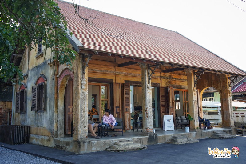คาเฟ่นครพนม, ร้านกาแฟนครพนม, 76a the space นครพนม, 76a the space นครพนม คาเฟ่ในอาคารเก่าสไตล์โคโรเนียล