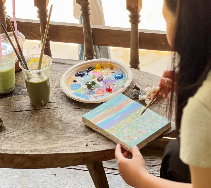 bake and more, bellinee’s rayong, guer cafe, happy camper rayong, happy camper คาเฟ่, mama don’t like espresso bar & bake lab, mhuan fun cafe & art, misahouse, phala craft coffee roasters, seaseoul cafe, she sails cafe & beach club, she sails rayong, the creeper house, triple o coffee, u cup coffee, คาเฟ่ระยอง, คาเฟ่ระยอง 2024, คาเฟ่ระยอง 2567, คาเฟ่ริมทะเล ระยอง, คาเฟ่เปิดใหม่ ระยอง, คาเฟ่ใกลฉัน, ซีโซล คาเฟ่, ปาฎี, มาม่า ดอนท์ ไลท์ คาเฟ่, มิสะเฮ้าท์, ระยอง 2024, ระยอง 2567, ระยอง คาเฟ่, ร้านปาฎี, ร้านเกื้อ, สวนก๋ง, เที่ยวระยอง, เบค แอนด์ มอร์ คาเฟ่, เบลลินี่ ระยอง, เหมือนฝัน คาเฟ่, top 15+ คาเฟ่ระยอง [สิงหาคม 2024] นั่งจิบชากาแฟ ทานเบเกอรี่ ดื่มด่ำธรรมชาติ รับลมริมทะเล