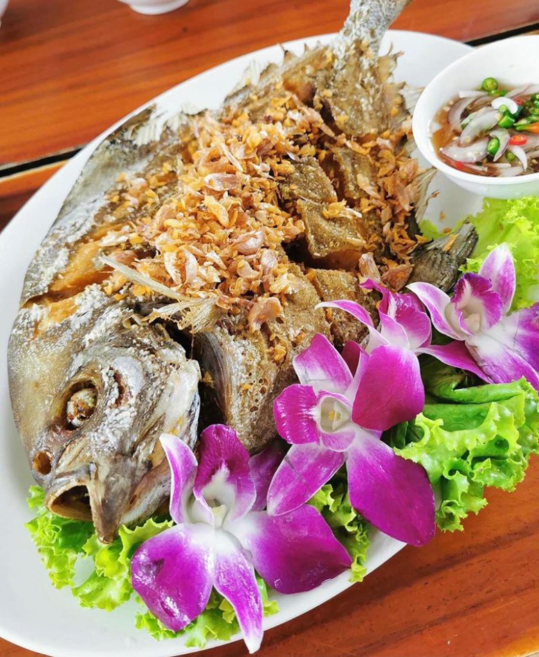 ชะอำ, top 9+ ร้านอาหารทะเลชะอำ 2567 อาหารทะเลสดๆ น้ำจิ้มรสเด็ด
