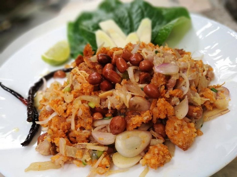 top 5+ ร้านชูโรงสำรับข้าวแช่ ดับร้อนให้หนีหาย เบิกบานใจกับอาหารไทยชาววัง