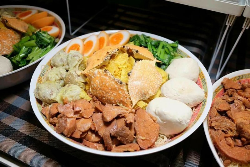 top 7+ ร้านก๋วยเตี๋ยวลูกชิ้นยักษ์ ไซส์บิ๊กเบิ้ม ชามเดียวอิ่มได้ทั้งบ้าน