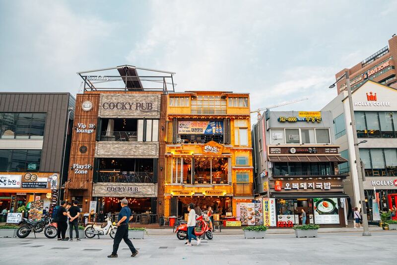 168 stairs, biff square, blue line park, busan international film festival, cheongsapo, gamcheon culture village, haedong yonggungsa, haeundae beach, little prince, nampodong shopping street, ocean breeze, sky capsule haeundae blue line park, songdo beach, songdo sky park, songdo sky walk, the bay 101, yacht club, คาเฟ่รถไฟแคปซูล, ชายหาดซงโด, ชายหาดแฮอุนแด, ตลาดนัมโพดง, ถ่ายรูปกับเจ้าชายน้อย, ทะเลปูซาน, ปูซาน 2024, ปูซาน 2567, ปูซานเกาลี 2567, ปูซานเกาหลี 2024, ปูซานเที่ยวไหนดี, พระสังกัจจายน์สีทอง, มุมลับ the bay 101, รถไฟปูซาน, รถไฟแคปซูล, วัดแฮดง ยงกุงซา, สตีทฟู๊ดเกาหลี, หมู่บ้านคัมชอน, อาหารเกาหลี, เที่ยวปูซาน, เที่ยวเกาหลี, เที่ยวเกาหลี 2024, เที่ยวเกาหลี 2567, แพนเค้กเกาหลี, โรงแรมในหมู่บ้านคัมชอน, โฮต็อก, top 10+ ที่เที่ยวปูซาน เกาหลีใต้ วิวปัง ถ่ายรูปสวย