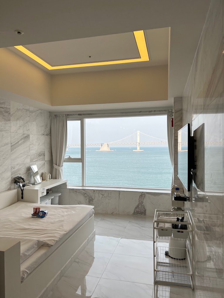 busan station maximum hotel, gwangalli hotel1, haeundae beach, haeundae cruise terminal, hotel marcher, hound hotel gwangan, k-guesthouse premium nampo, lavalse hotel, mipo oceanside hotel, rendeja-vous, sky capsule haeundae blue line park, soyu hotel, the bay 101, uh suite the haeundae, urban stay seomyeon, ชายหาดแฮอุนแด, ท่าเรือแฮอุนแด, ที่พักปูซาน, ที่พักปูซาน 2024, ที่พักปูซาน 2567, ที่พักปูซานวิวทะเล, ปูซานพักไหนดี, รถไฟ ktx, รถไฟปุ๊กปิ๊ก, รถไฟแคปซูล, โรงแรมปูซาน, โรงแรมปูซาน 2024, โรงแรมปูซาน 2567, โรมแรมปูซาน เกาหลี, top 10+ ที่พักปูซาน เกาหลีใต้ สิงหาคม 2024 เดินทางง่าย โลเคชั่นดี ใกล้ทะเล