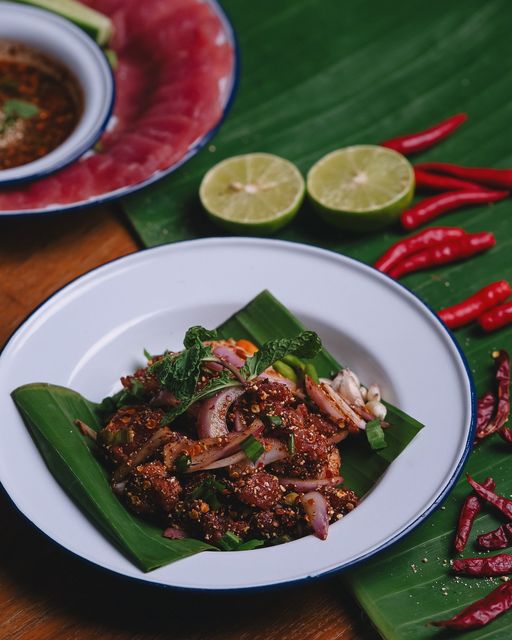 top 5+ ร้านอร่อยที่ควรแวะไปชิมใกล้ bts หมอชิต