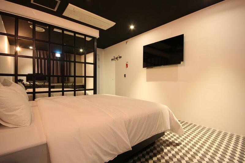 busan station maximum hotel, gwangalli hotel1, haeundae beach, haeundae cruise terminal, hotel marcher, hound hotel gwangan, k-guesthouse premium nampo, lavalse hotel, mipo oceanside hotel, rendeja-vous, sky capsule haeundae blue line park, soyu hotel, the bay 101, uh suite the haeundae, urban stay seomyeon, ชายหาดแฮอุนแด, ท่าเรือแฮอุนแด, ที่พักปูซาน, ที่พักปูซาน 2024, ที่พักปูซาน 2567, ที่พักปูซานวิวทะเล, ปูซานพักไหนดี, รถไฟ ktx, รถไฟปุ๊กปิ๊ก, รถไฟแคปซูล, โรงแรมปูซาน, โรงแรมปูซาน 2024, โรงแรมปูซาน 2567, โรมแรมปูซาน เกาหลี, top 10+ ที่พักปูซาน เกาหลีใต้ 2024 เดินทางง่าย โลเคชั่นดี ใกล้ทะเล