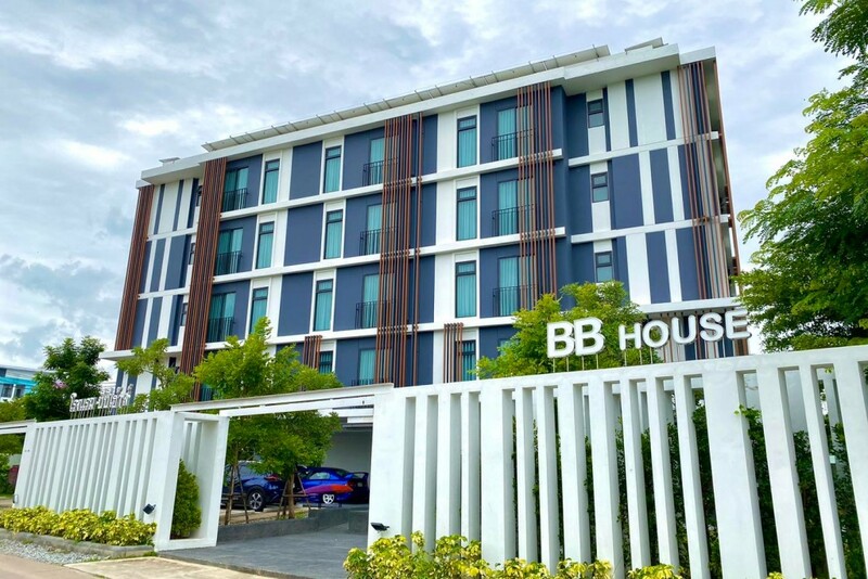 sunee view hotel, ฉะเชิงเทรา, ทรีเฮ้าส์ ฉะเชิงเทรา, ที่พักฉะเชิงเทรา, ที่พักฉะเชิงเทรา 2024, ที่พักฉะเชิงเทรา 2567, ที่พักฉะเชิงเทรา ในตัวเมือง, ที่พักแปดริ้ว, ที่พักแปดริ้ว 2024, ที่พักแปดริ้ว ในเมือง, สุณี วิวล์, อุ้ยแจม, เจเค ลิฟวิ่ง โฮเทล แอนด์ เซอร์วิส อพาร์ทเมนท์, เย็นจิต รีสอร์ท, เฮเว่น โฮเทล ฉะเชิงเทรา, แปดริ้ว, โรงแรมเดอะ บราวน์ เฮ้าส์, top 10+ ที่พักฉะเชิงเทรา ในตัวเมือง 2024 เที่ยวแปดริ้ว ไหว้หลวงพ่อโสธร สัมผัสวิถีชีวิตริมน้ำบางปะกง