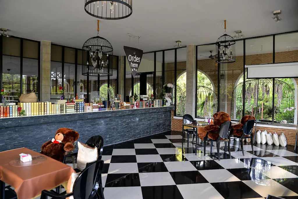 bellissimo cafe & resort, bibury resort, release pool villa resort, rewild camp&cafe, swiss valley สวนผึ้ง, terrua main ten villa, ขุนเขา ตำนาน ไพร, ที่พักสวนผึ้ง, ที่พักสวนผึ้ง 2024, ที่พักสวนผึ้ง 2025, ที่พักสวนผึ้ง 2567, ที่พักสวนผึ้ง 2568, ที่พักสวนผึ้ง มีสระว่ายน้ํา, ที่พักสวนผึ้ง สวยๆ, ที่พักสวนผึ้ง แนะนำ, บางเวลา สวนผึ้ง รีสอร์ท, บ้านอ้อมกอดขุนเขา, ปั้นหยา ชาเล่ต์ รีสอร์ท, พนาลี โฮม แอนด์ แคมปิ้ง, พอเพลิน ฮิบรีสอร์ท, รัก ณ สวนผึ้ง รีสอร์ท, รีลีส พูล วิลล่า รีสอร์ท, รีสอร์ท สวนผึ้ง, ลา ทอสคาน่า รีสอร์ท, ลาโพรวองซ์ สวนผึ้ง, วิลล่า โมรีดา, วิลลาทัสคานี คันทรี รีสอร์ท, สวิส วัลเลย์ ฮิพ รีสอร์ท, สแตมป์ ฮิลล์ รีสอร์ต, อัศจารา รีสอร์ท, อาสคาญ่า บูติค รีสอร์ท, เดอะ โลเคชั่น รีสอร์ท, เดอะบันยัน ลีฟ รีสอร์ท, เทอรัว เมน เท็น วิลล่า, แดนดิไลออน สวนผึ้ง, แทมมารีน วิลล่า, ไบบุรี รีสอร์ท, ไฮซีน รีสอร์ท, top 20+ ที่พักสวนผึ้ง 2024 บรรยากาศธรรมชาติ พักผ่อนกลางหุบเขา
