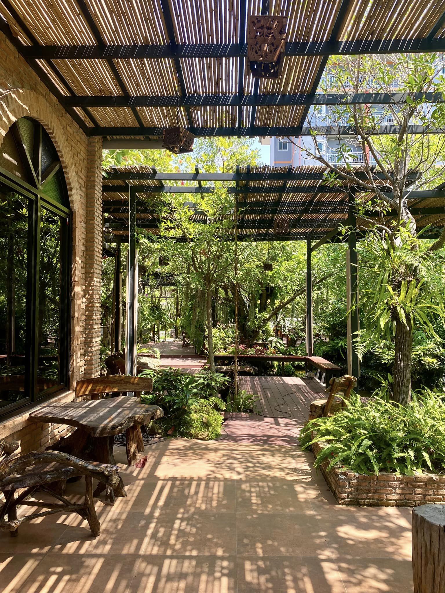 top 10+ ร้านคาเฟ่ริมน้ำตก บรรยากาศสุดฟิน ติดธรรมชาติ