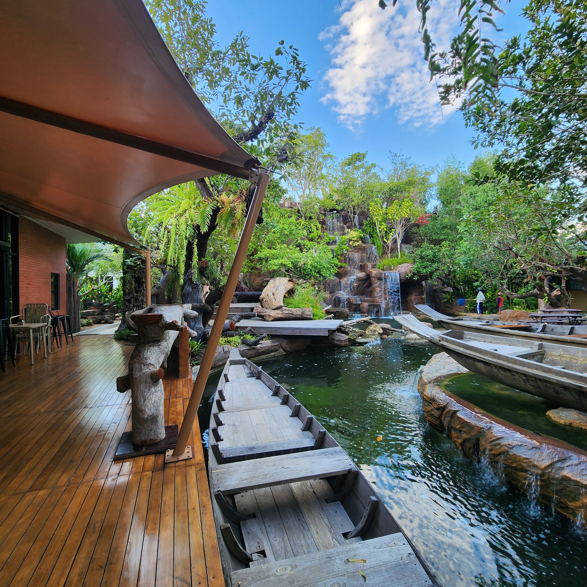 top 10+ ร้านคาเฟ่ริมน้ำตก บรรยากาศสุดฟิน ติดธรรมชาติ