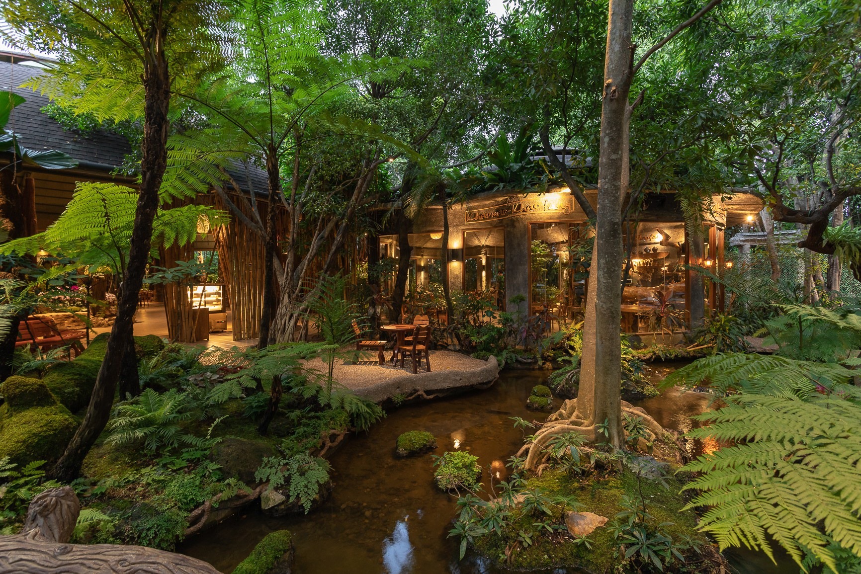 top 10+ ร้านคาเฟ่ริมน้ำตก บรรยากาศสุดฟิน ติดธรรมชาติ