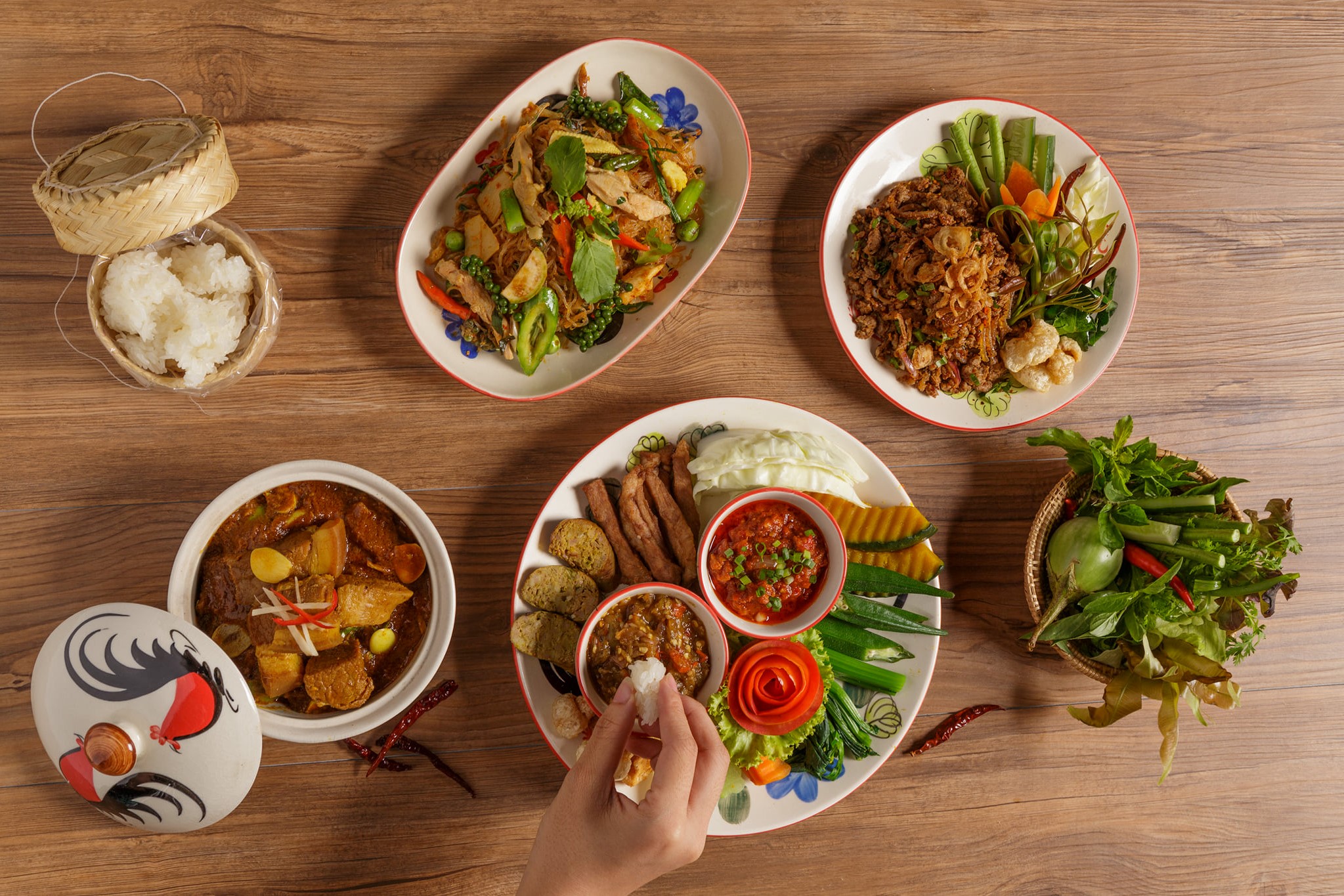 top 10+ ร้านคาเฟ่ริมน้ำตก บรรยากาศสุดฟิน ติดธรรมชาติ