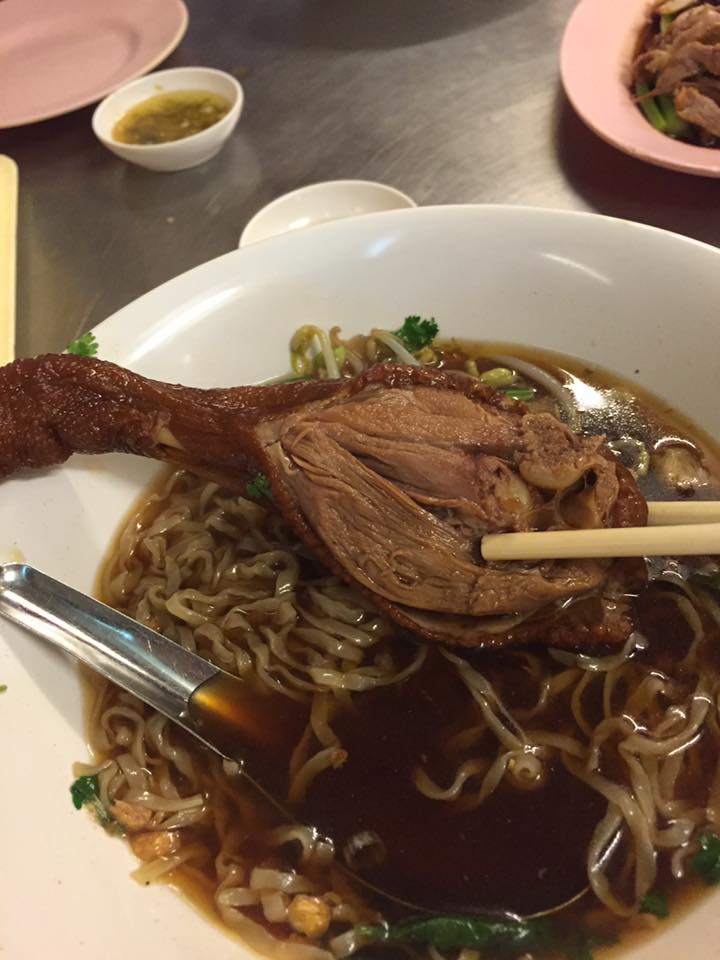 ร้านดังตลาดนางเลิ้ง : ชวนมาชิม อิ่มเเน่นๆ!