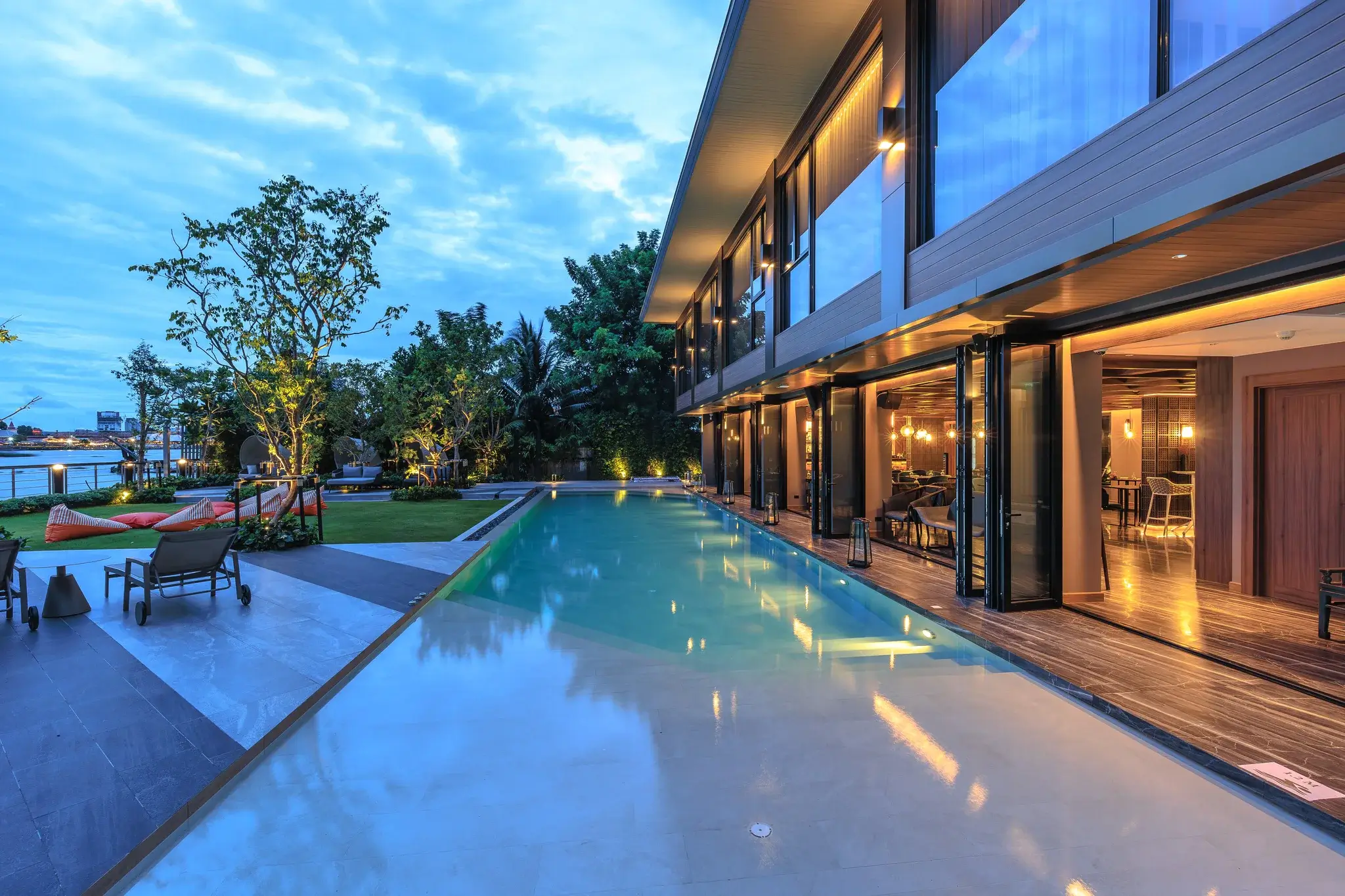 ten six hundred บูทีคโฮเทลสุดหรู ริมแม่น้ำเจ้าพระยา ย่านคลองสาน