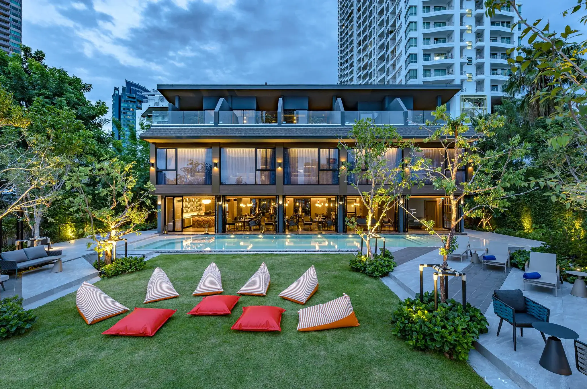 ตกแต่งสไตล์ไทยโมเดิร์น ผสมผสานความหรูหรา, ห้องพักหลาย Type ให้เลือกสรร, สิ่งอำนวยความสะดวกก็ไม่น้อยหน้าใคร, สายกินต้องเลิฟ!, Ten Six Hundred บูทีคโฮเทลสุดหรู ริมแม่น้ำเจ้าพระยา ย่านคลองสาน