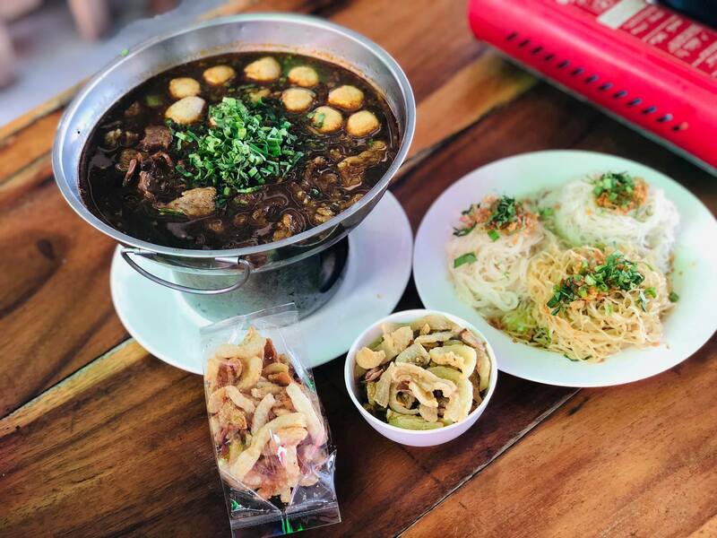 ร้านก๋วยเตี๋ยว ย่านอ่อนนุช เจ้าดัง เด็ดทุกจาน อร่อยทุกคำ