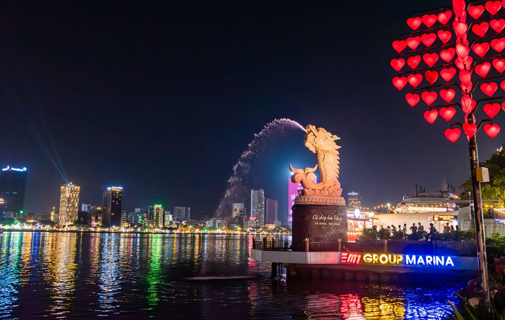 bai da obama, carp dragon, da nang cathedral, dragon bridge, hai van pass, linh ung temple, love bridge, son tra marina, son tra night market, the marble mountain, คาร์ปดราก้อน, คาร์ฟดราก้อน, ช่องเขาไฮวัน, ตลาดนัดกลางคืนเซินตรา, ตลาดฮาน, ตลาดเก่าดานัง, ที่เที่ยวดานัง, บานาฮิลล์, ภูเขาหินอ่อน, วัดหลินอึ๋ง, สะพานมังกร, สะพานมือ, สะพานแห่งความรัก, หาดหินโอบามา, อุโมงค์ไฮวัน, เจ้าแม่กวนอิม ดานัง, เที่ยวดานัง, เที่ยวดานัง 2024, เที่ยวดานัง 2567, แลนด์มาร์คดานัง, โบสถ์คริสต์ ดานัง, top 12+ ที่เที่ยวดานัง 2024 ดูมังกรพ่นไฟ เช็คอินแลนด์มาร์คยอดฮิต