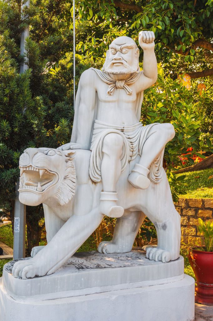 bai da obama, carp dragon, da nang cathedral, dragon bridge, hai van pass, linh ung temple, love bridge, son tra marina, son tra night market, the marble mountain, คาร์ปดราก้อน, คาร์ฟดราก้อน, ช่องเขาไฮวัน, ตลาดนัดกลางคืนเซินตรา, ตลาดฮาน, ตลาดเก่าดานัง, ที่เที่ยวดานัง, บานาฮิลล์, ภูเขาหินอ่อน, วัดหลินอึ๋ง, สะพานมังกร, สะพานมือ, สะพานแห่งความรัก, หาดหินโอบามา, อุโมงค์ไฮวัน, เจ้าแม่กวนอิม ดานัง, เที่ยวดานัง, เที่ยวดานัง 2024, เที่ยวดานัง 2567, แลนด์มาร์คดานัง, โบสถ์คริสต์ ดานัง, top 12+ ที่เที่ยวดานัง 2024 ดูมังกรพ่นไฟ เช็คอินแลนด์มาร์คยอดฮิต