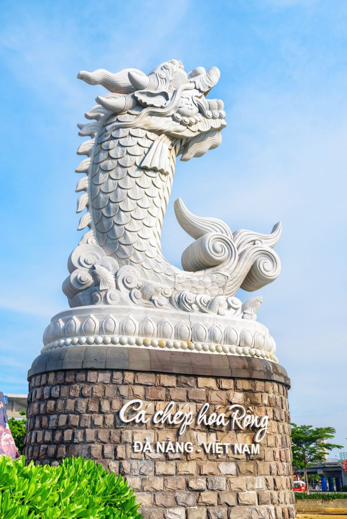 bai da obama, carp dragon, da nang cathedral, dragon bridge, hai van pass, linh ung temple, love bridge, son tra marina, son tra night market, the marble mountain, คาร์ปดราก้อน, คาร์ฟดราก้อน, ช่องเขาไฮวัน, ตลาดนัดกลางคืนเซินตรา, ตลาดฮาน, ตลาดเก่าดานัง, ที่เที่ยวดานัง, บานาฮิลล์, ภูเขาหินอ่อน, วัดหลินอึ๋ง, สะพานมังกร, สะพานมือ, สะพานแห่งความรัก, หาดหินโอบามา, อุโมงค์ไฮวัน, เจ้าแม่กวนอิม ดานัง, เที่ยวดานัง, เที่ยวดานัง 2024, เที่ยวดานัง 2567, แลนด์มาร์คดานัง, โบสถ์คริสต์ ดานัง, top 12+ ที่เที่ยวดานัง 2024 ดูมังกรพ่นไฟ เช็คอินแลนด์มาร์คยอดฮิต